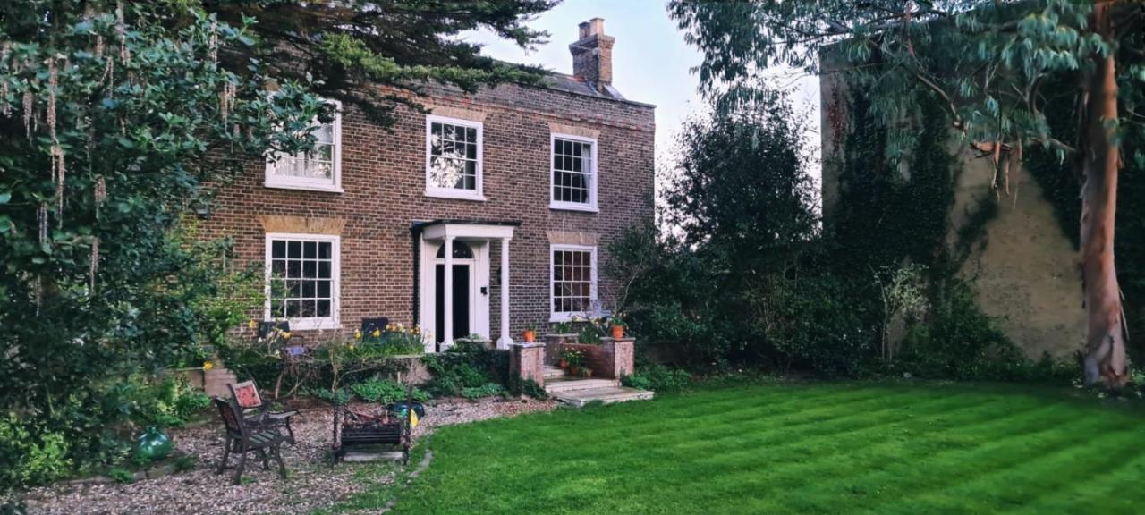 Manor House Of Cheshunt- Historic Villa Exterior foto